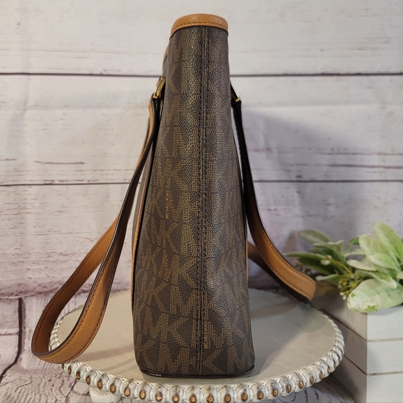 Michael Kors Sady Brown Top Zip Tote Bag - Picture 5 of 14